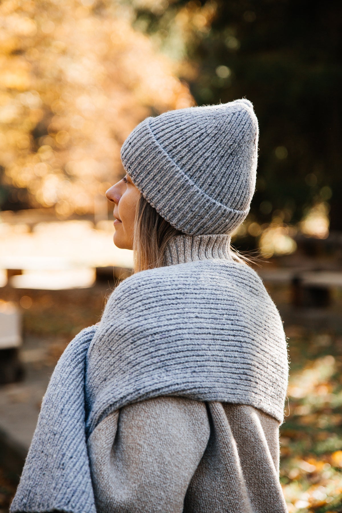 Woolen scarf MOON ASH gray