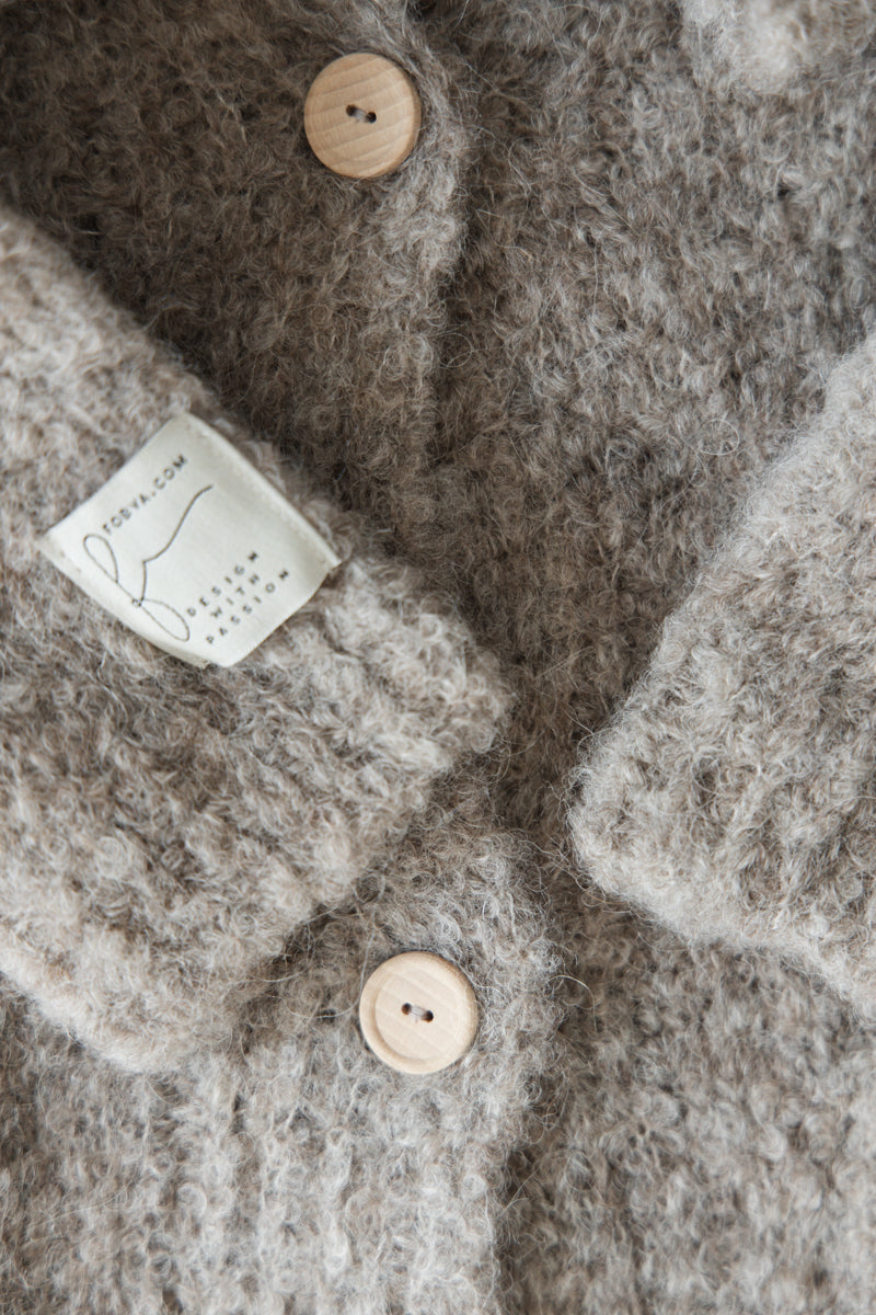 Undyed alpaca wool bucle cardigan