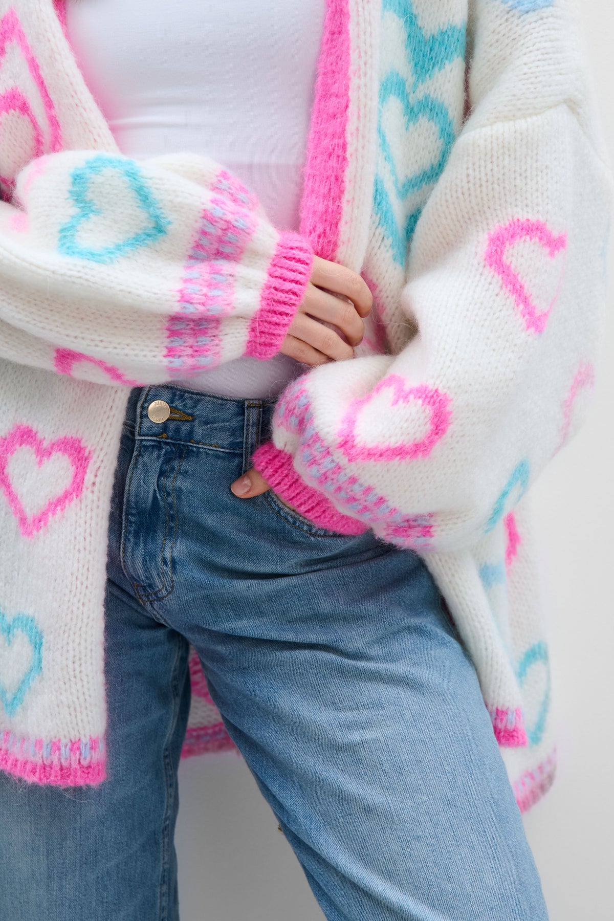 Colorful Sweetheart ecru cardigan