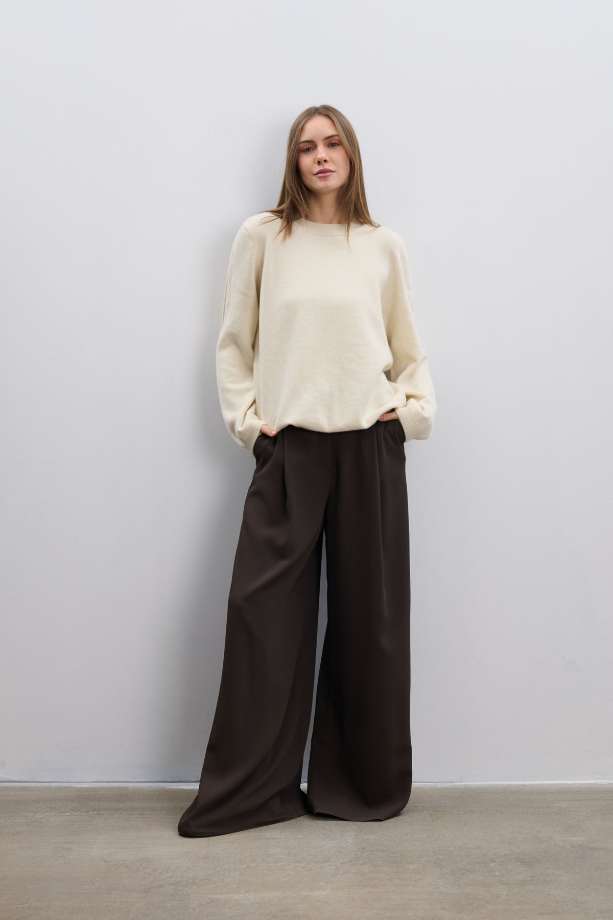 Softscape ecru cashmere and merino wool sweater