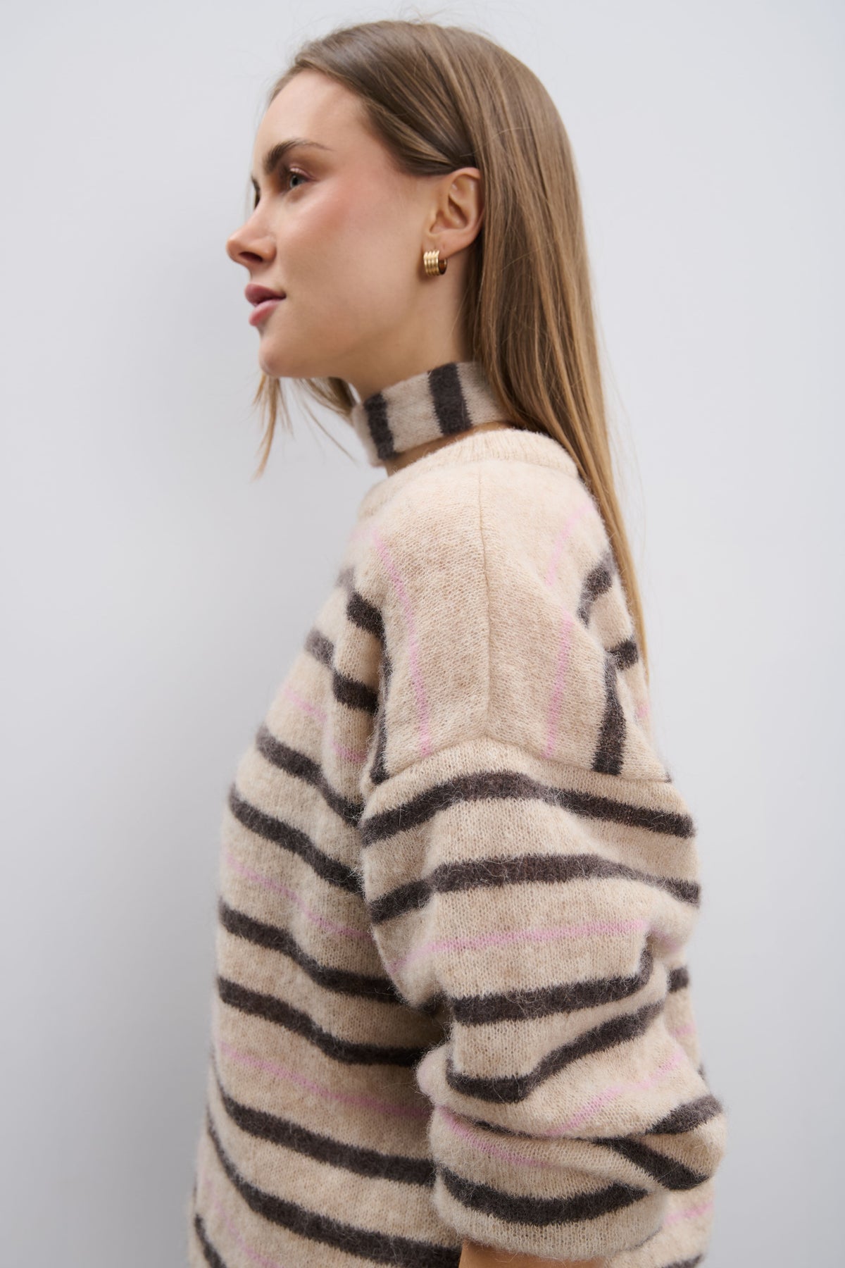 Gentle Lines Lightweight Beige Alpaca Wool Sweater