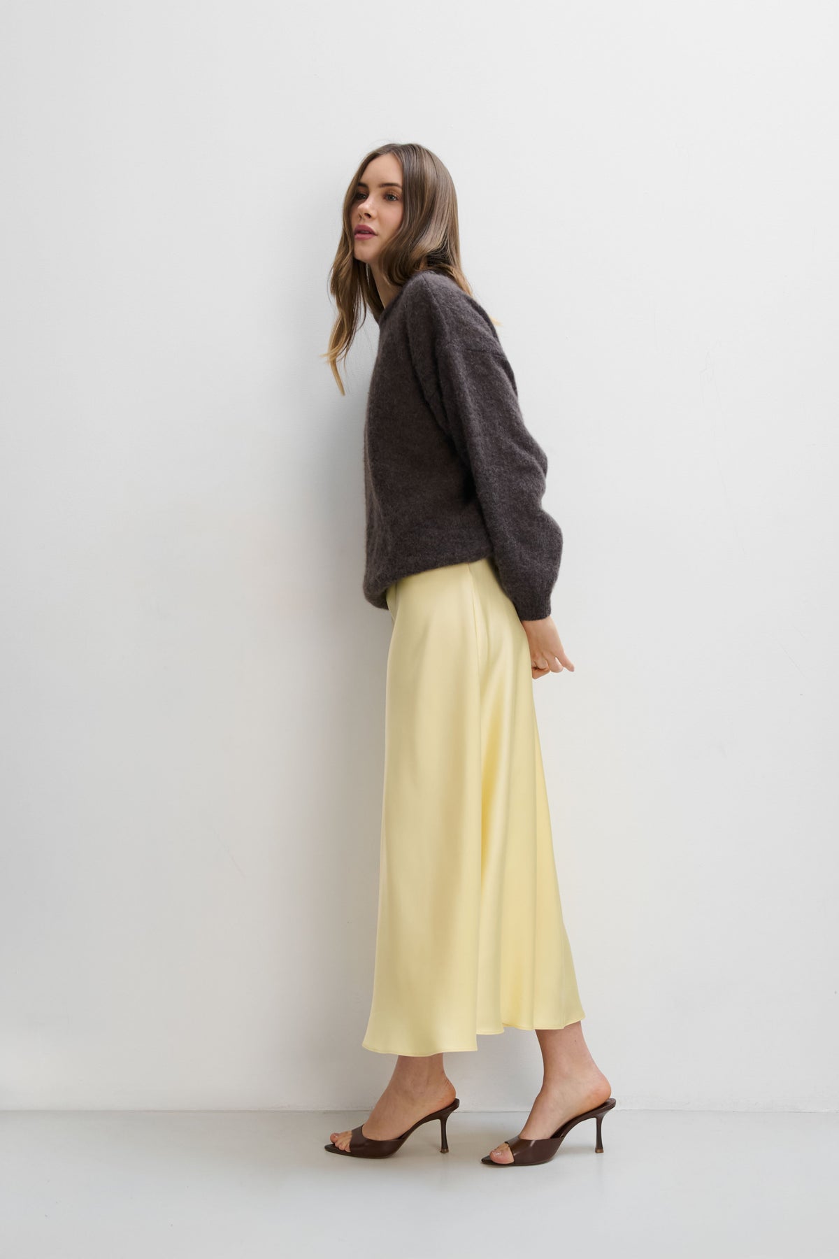 Aura Lightweight Brown Alpaca Wool Sweater