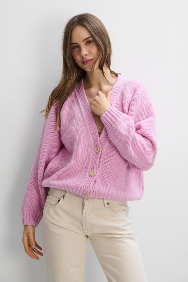 Cardigan of cashmere and wool merinos Velvet Core pink