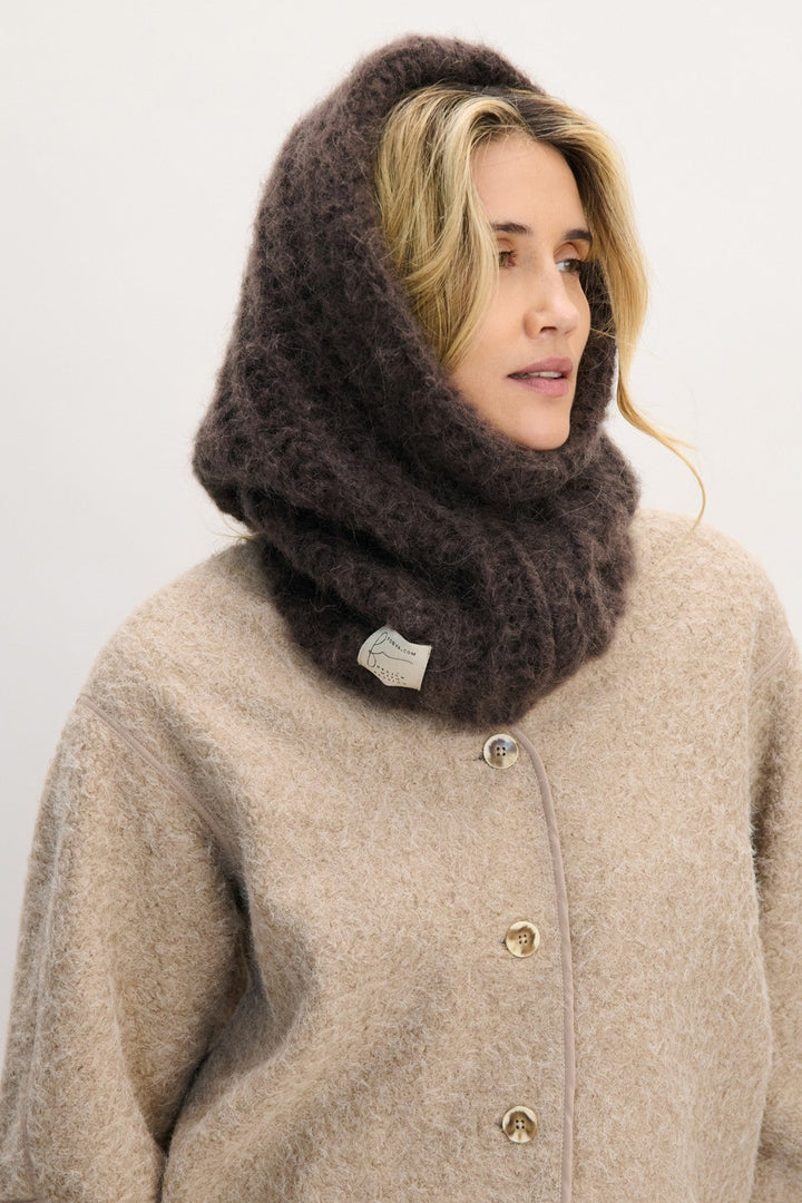 Balaclava of SOFT HAVEN wool brown