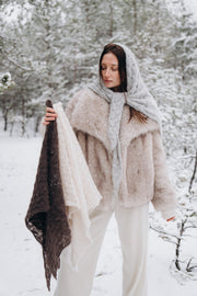 Chusta ażurowa z wełny alpaki Cloudloom Shawl szary
