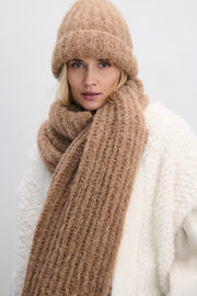 Czapka z niefarbowanej wełny alpaki EARTH EMBRACE karmel karmelowy