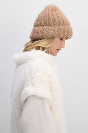 EARTH EMBRACE Undyed Alpaca Wool Hat, Caramel