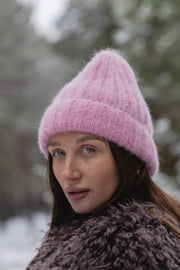 Czapka z wełny alpaki Snow Kiss różowy
