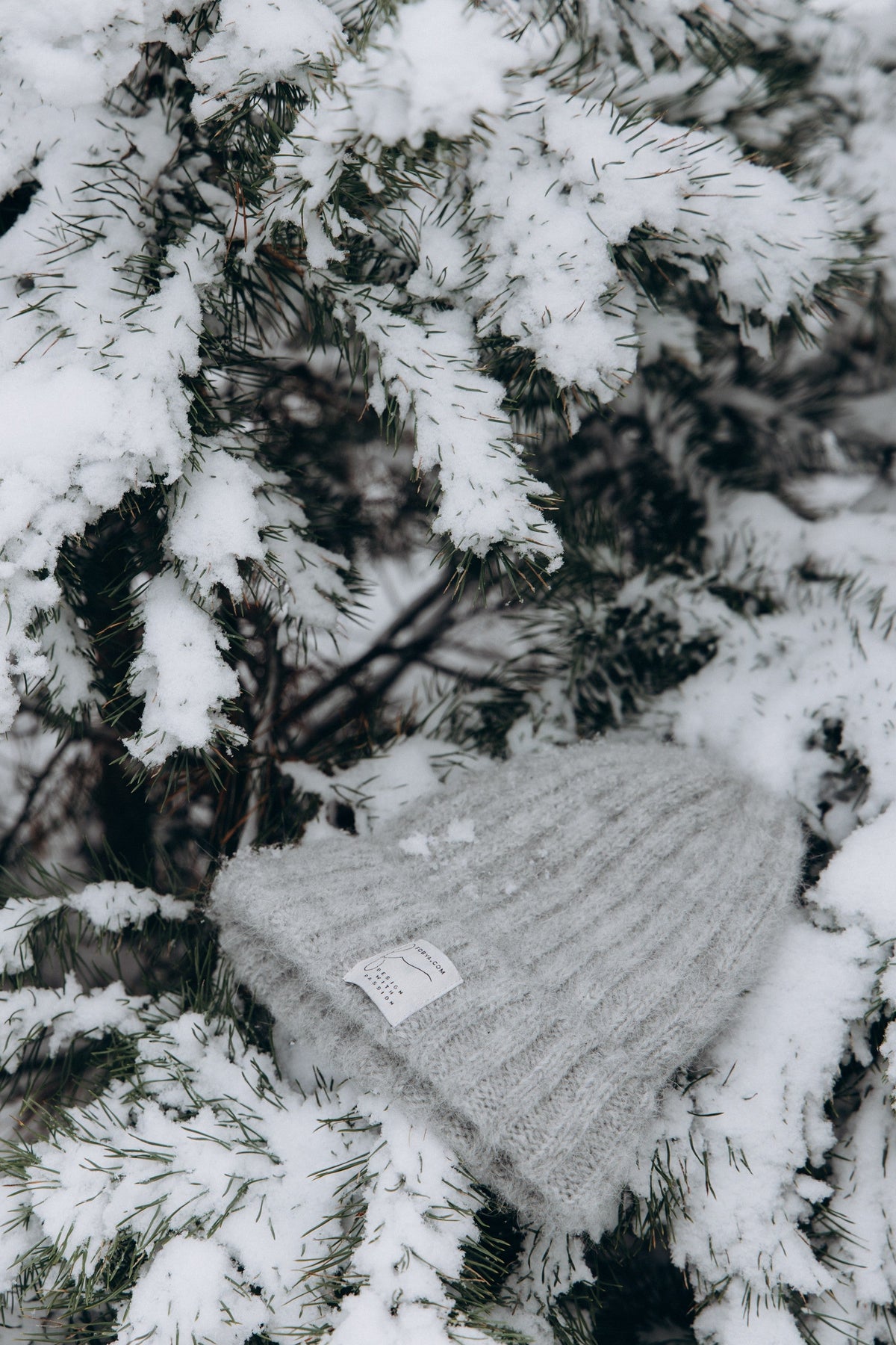 Snow Kiss Gray Alpaca Wool Hat