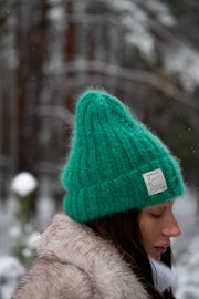 Snow Kiss green alpaca wool hat