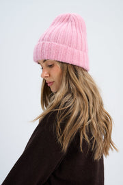 Snow Kiss wool hat with pink