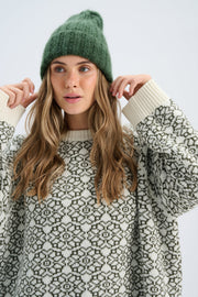 Snow Kiss red alpaca wool hat