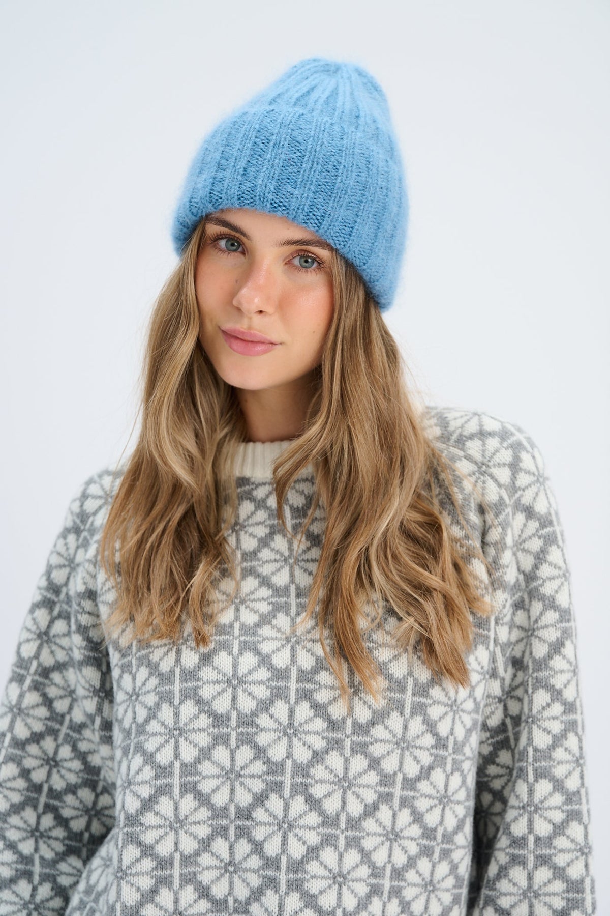 Super kid moher soft Halo hat with wool blue
