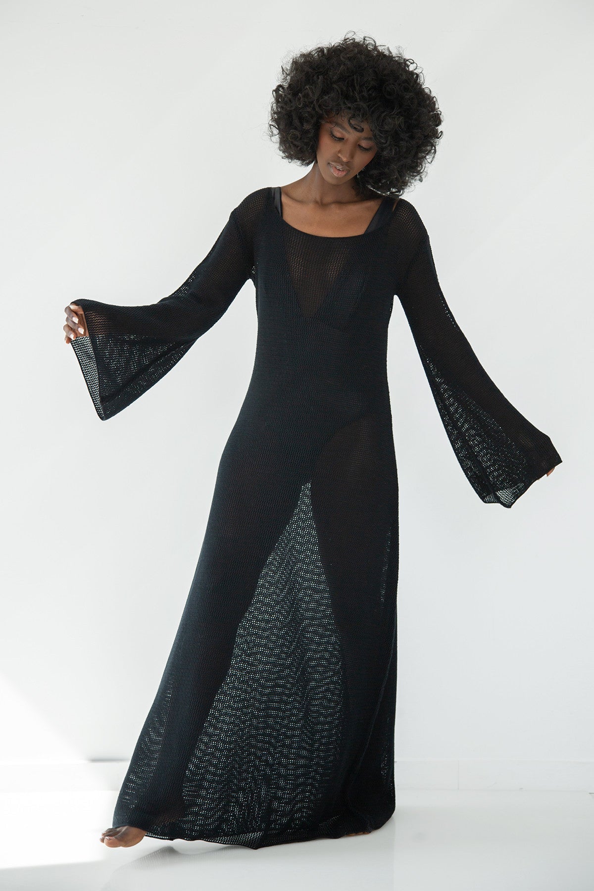 Long seam black dress