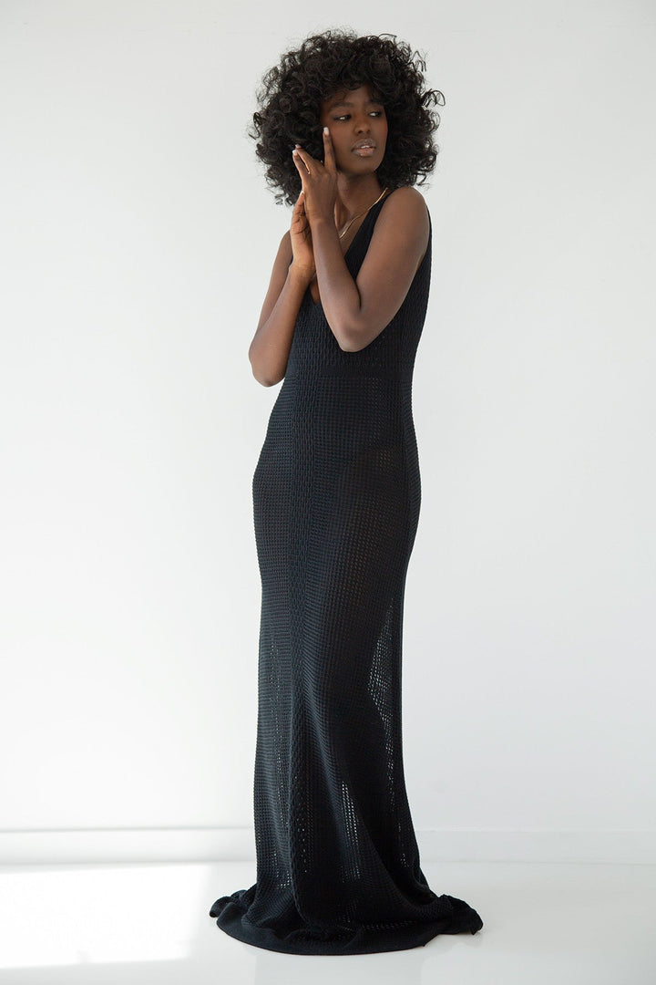 Long openwork dress with straps, black