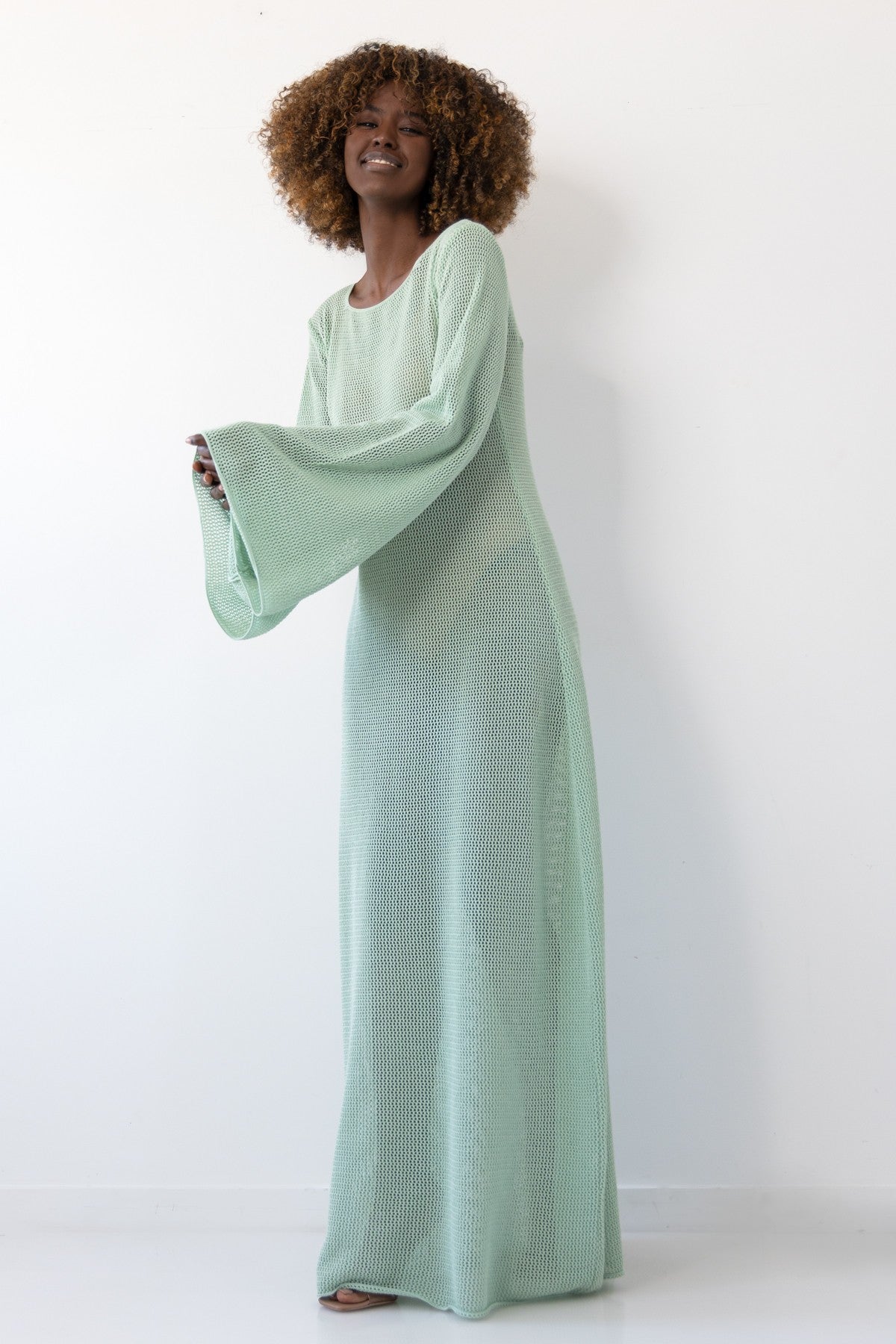 Long openwork pistachio dress