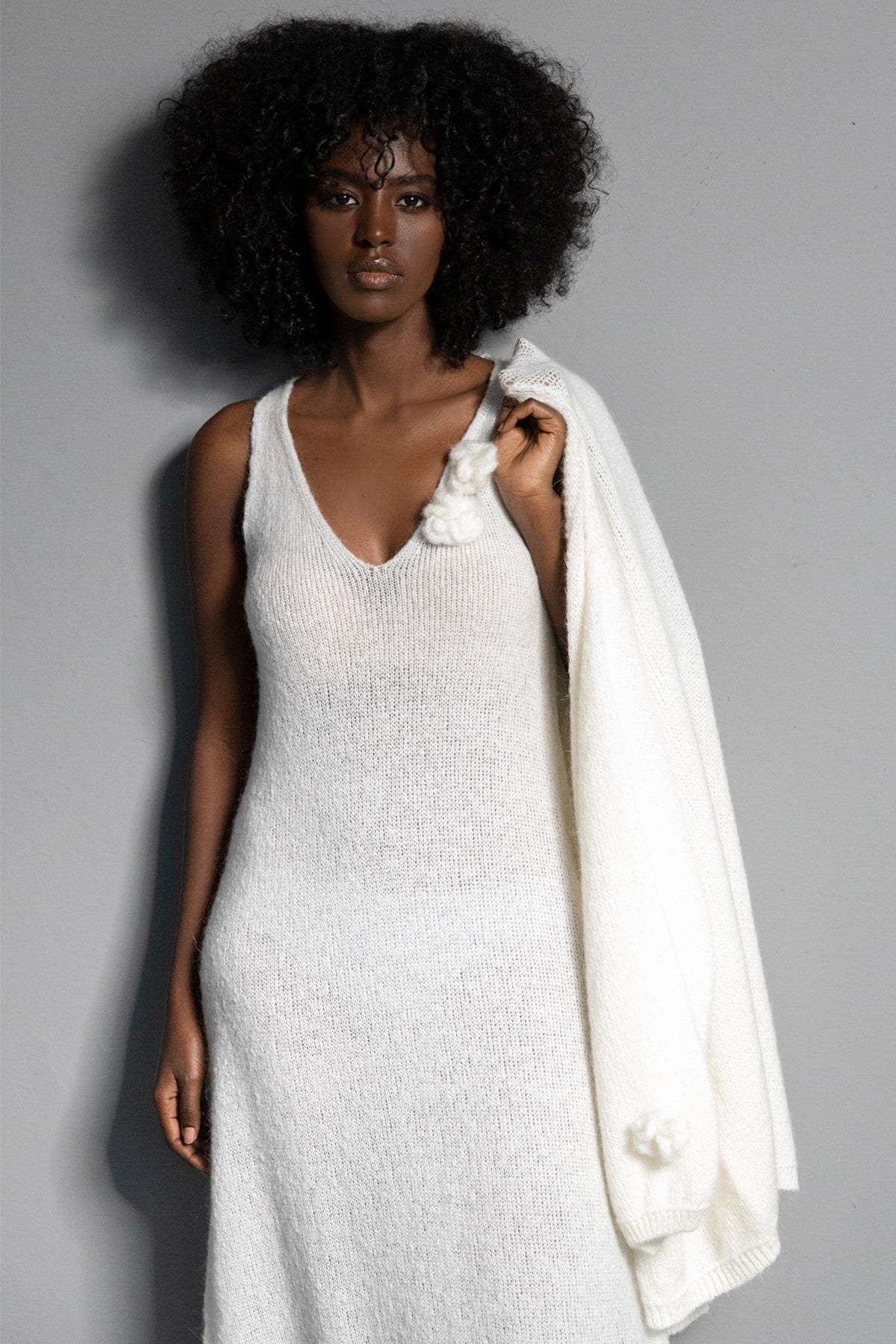 Long wool dress with ecru flower