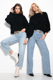 Elegant black cashmere turtleneck sweater