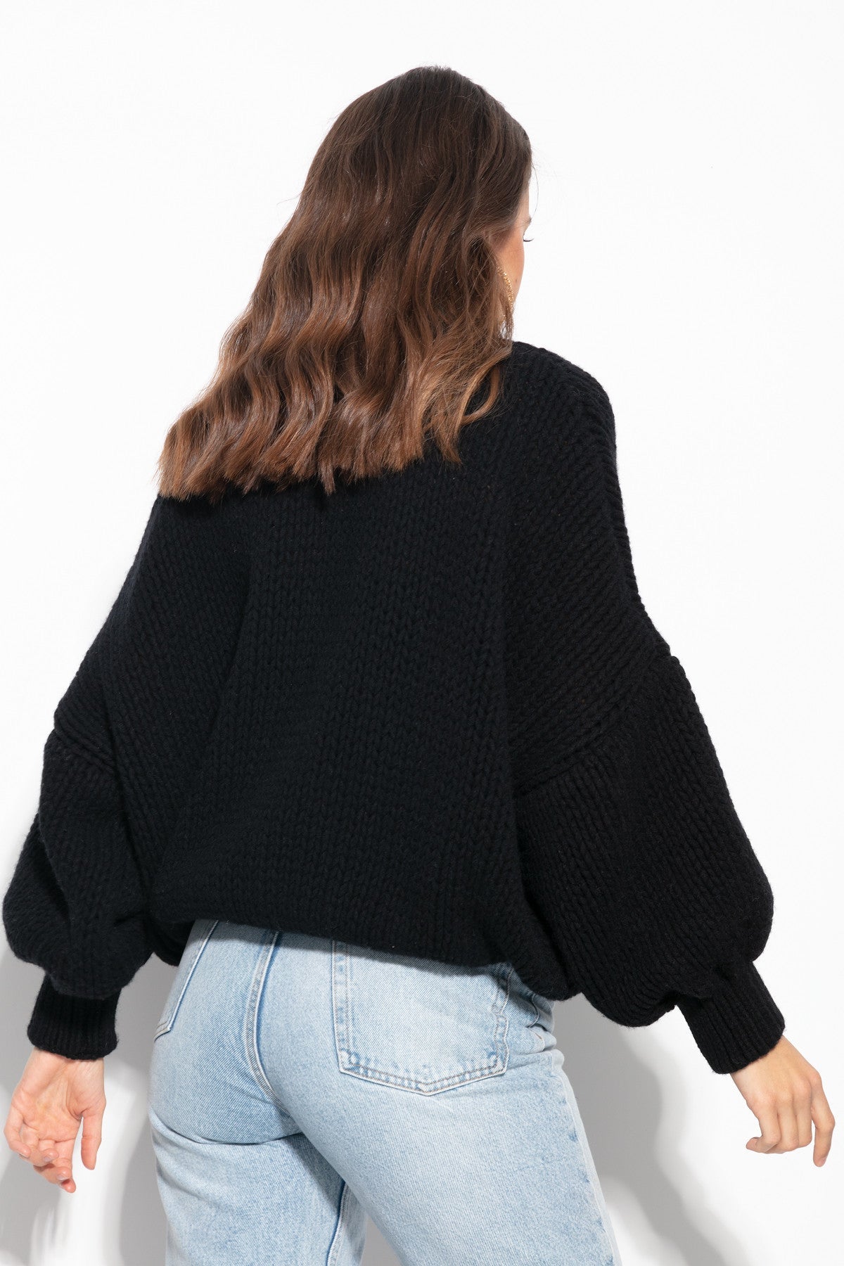 Elegancki sweter z golfem kaszmirowy czarny