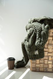 CHUNKY KNIT bomber cardigan olive