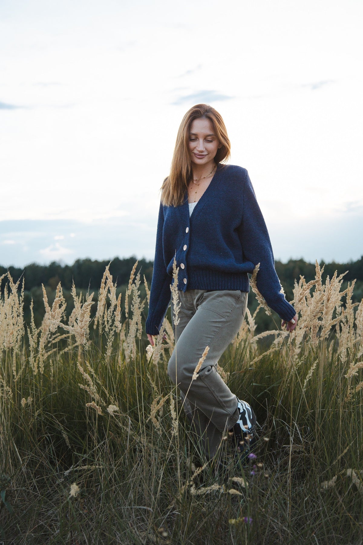 Navy blue buttoned merino wool cardigan