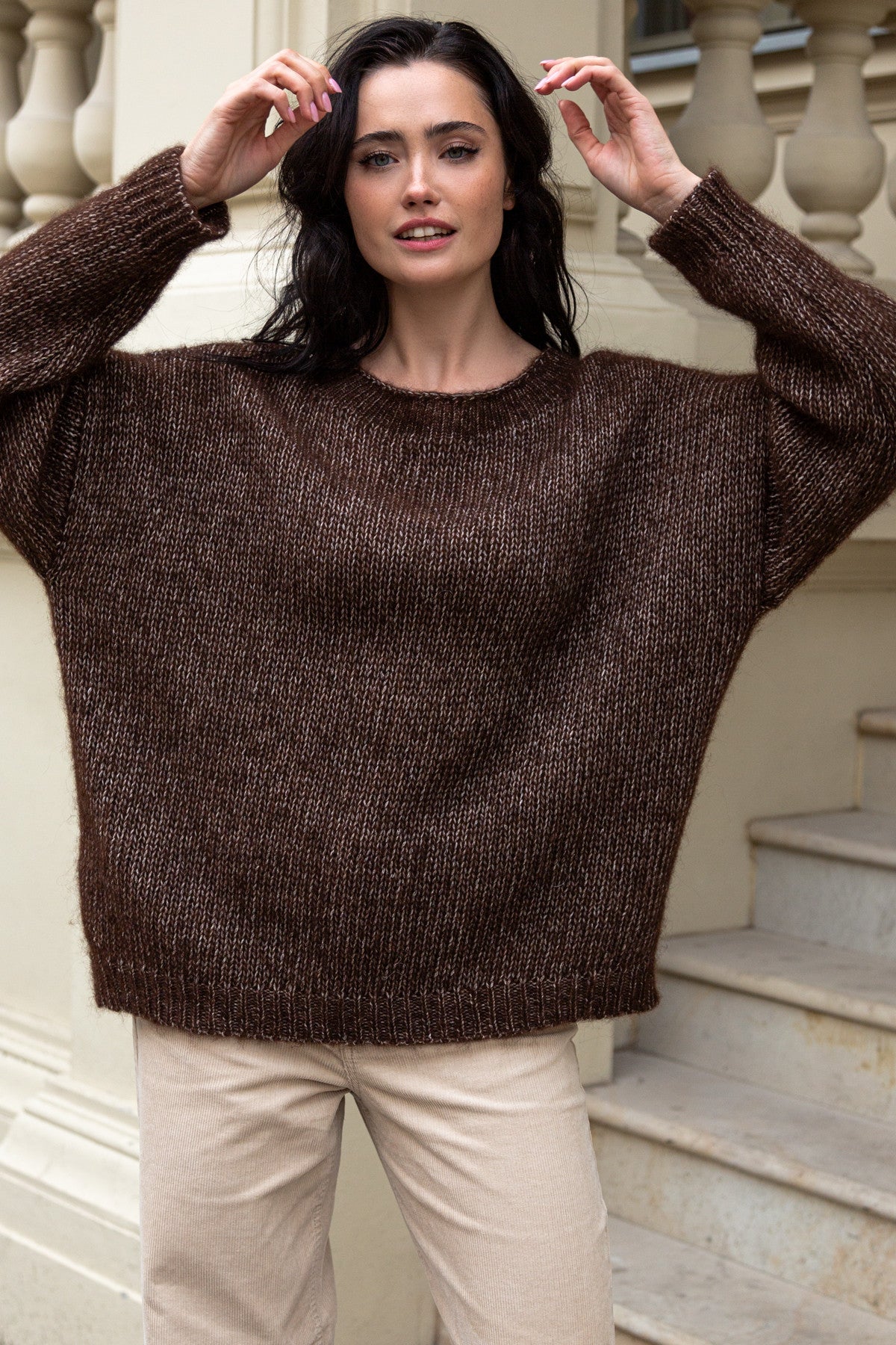 CLASSIC SWEATER MADE OF UNDYED ALPACA WOOL AND MAKO COTTON Espresso