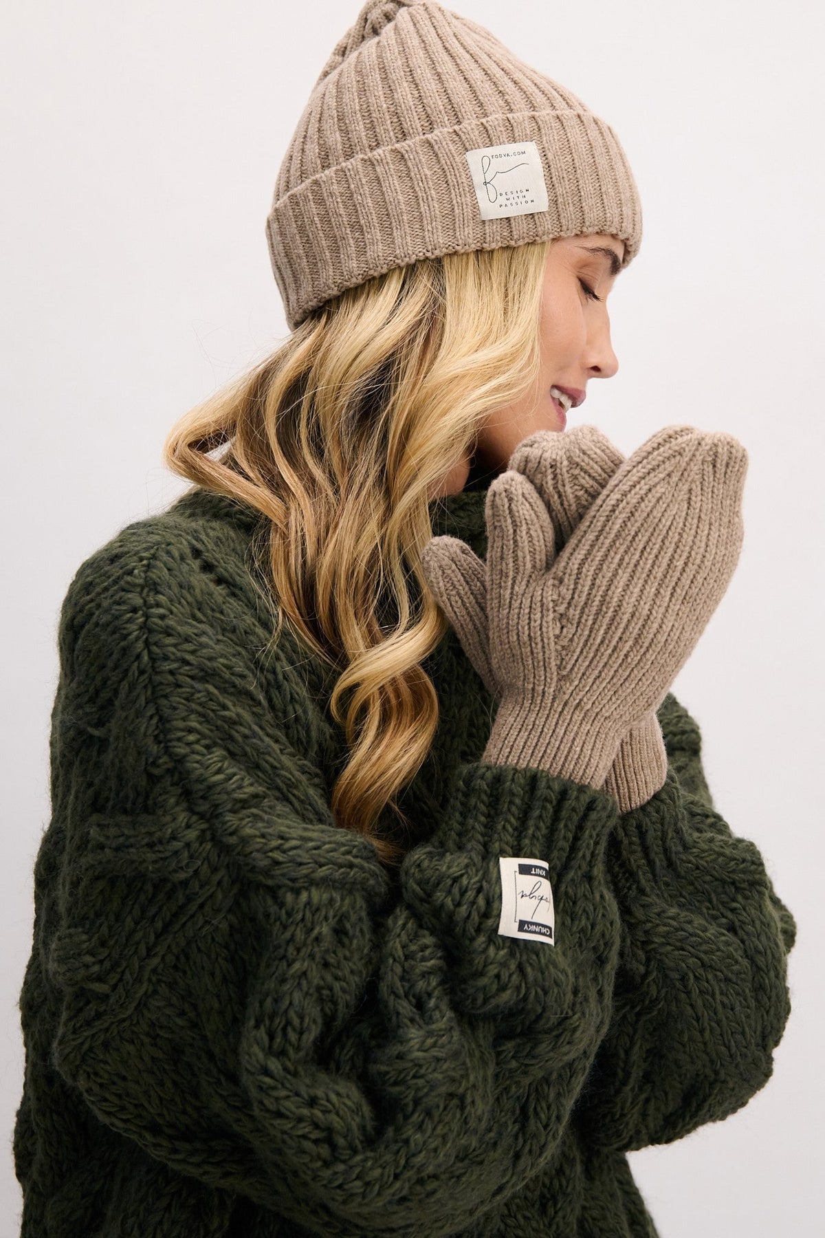 Coffee merino wool gloves