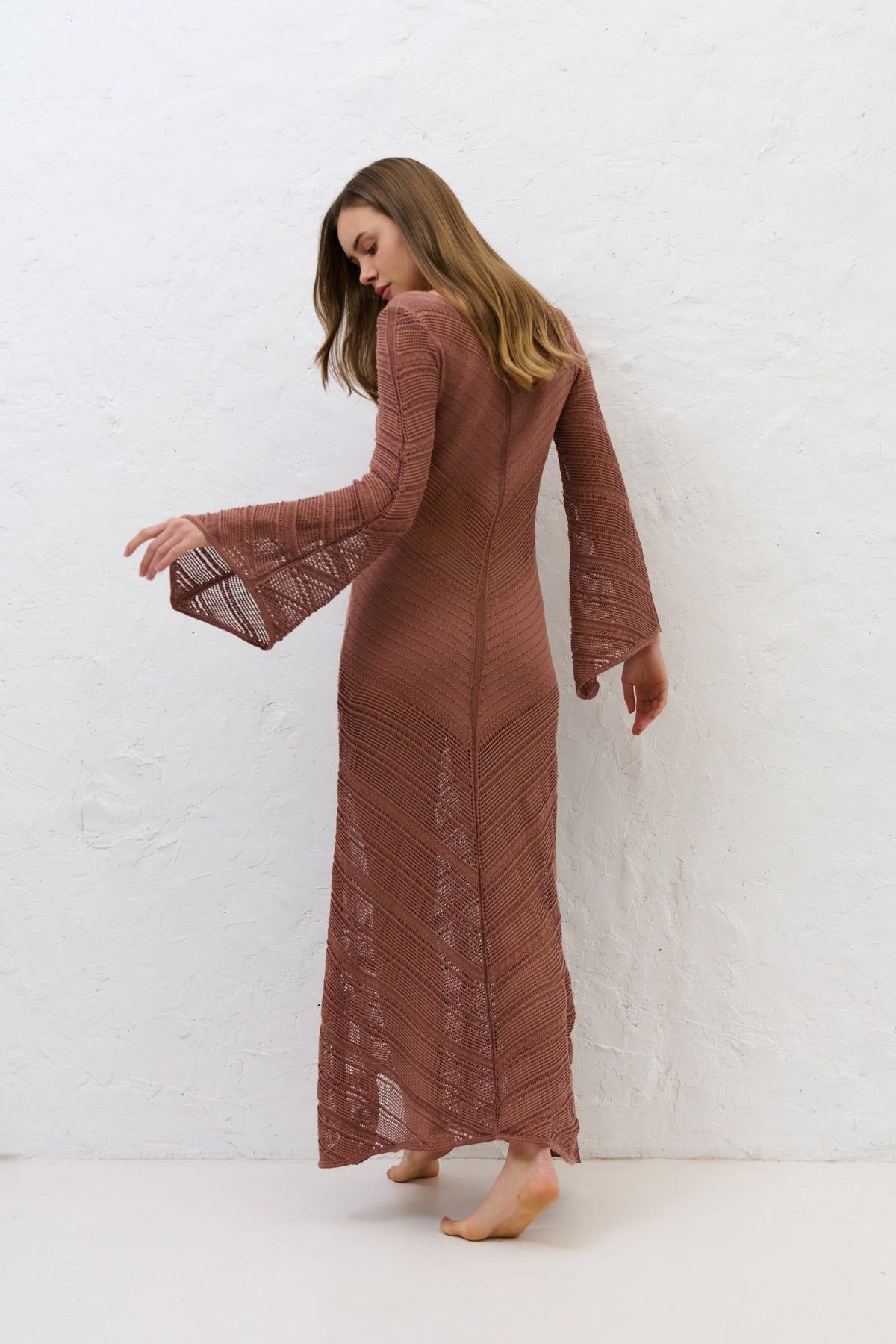 Długa ażurowa sukienka Cotton Mirage mocca