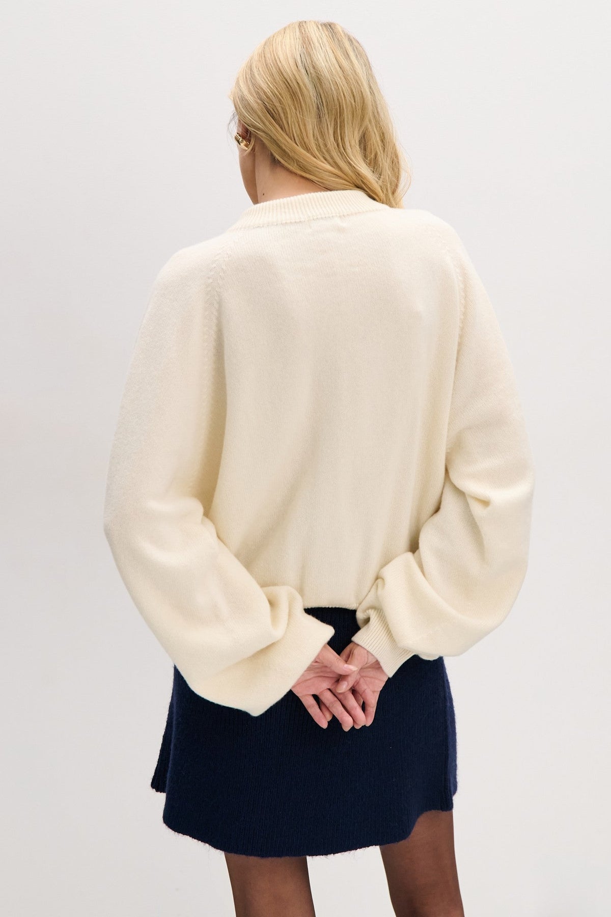 Sweter z kaszmiru Cashmere Velvet Air ecru