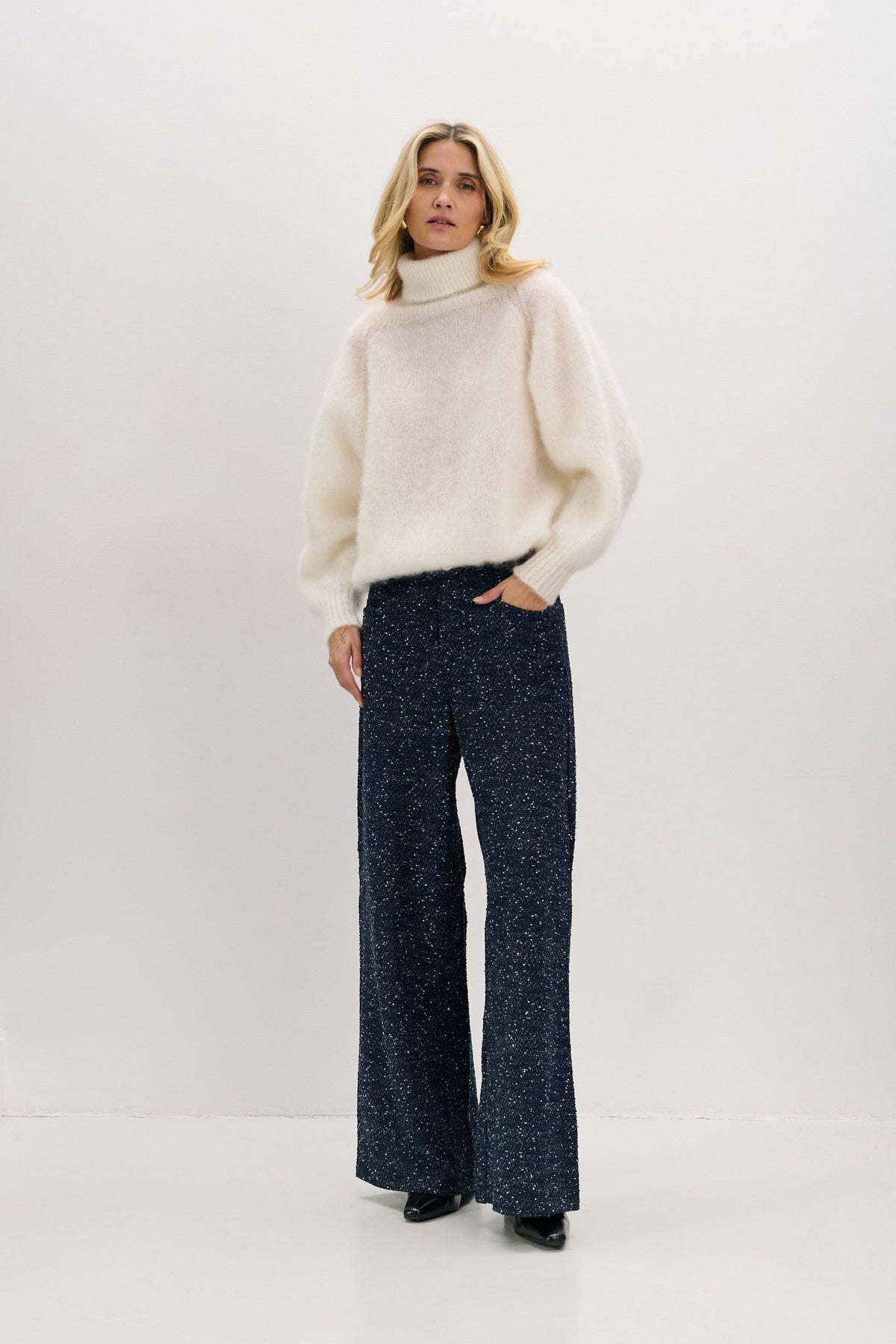 Sweter z wełny kid moher Kid Mohair Whisper ecru
