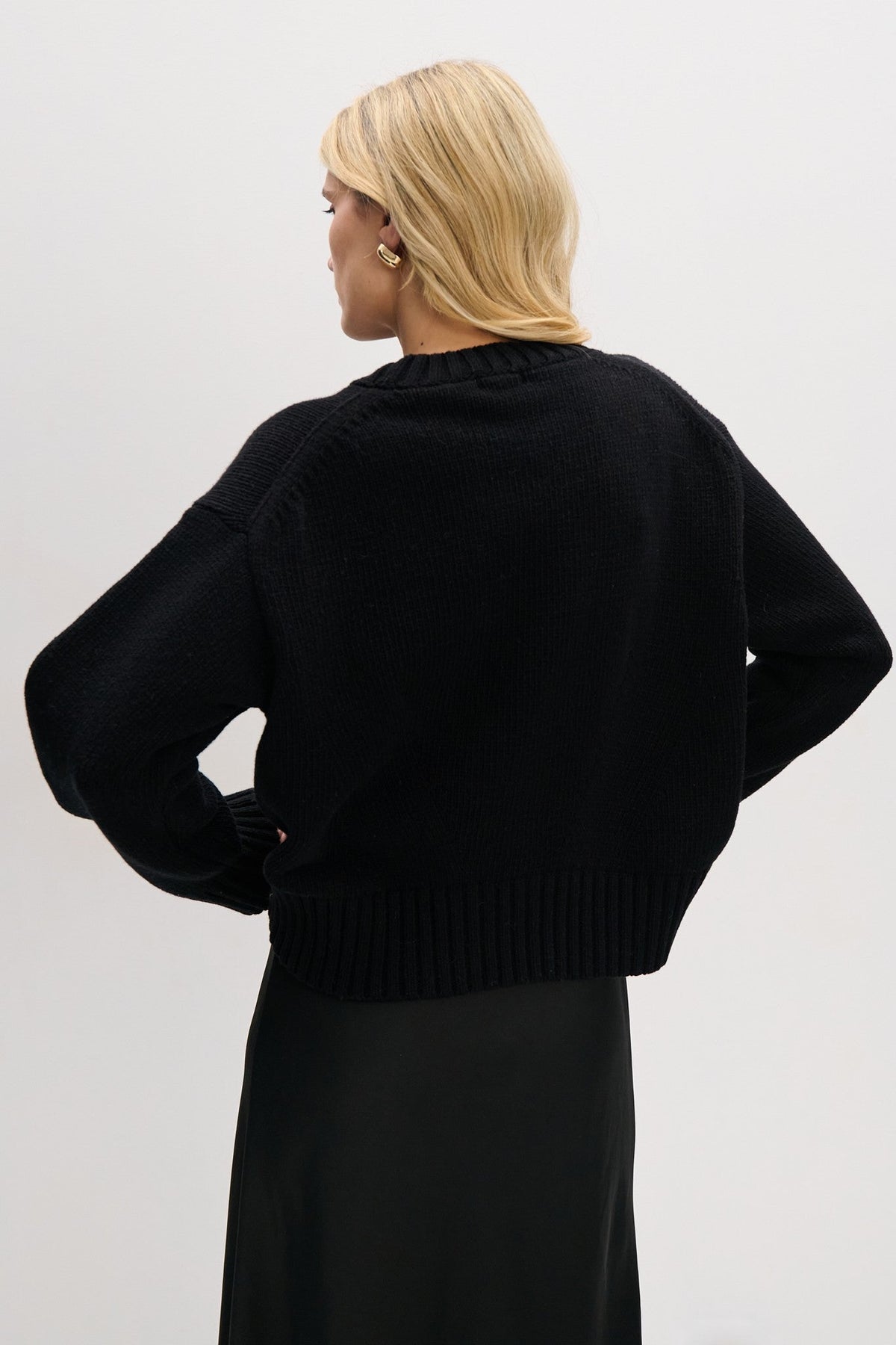 Chunky knit merino wool sweater, black