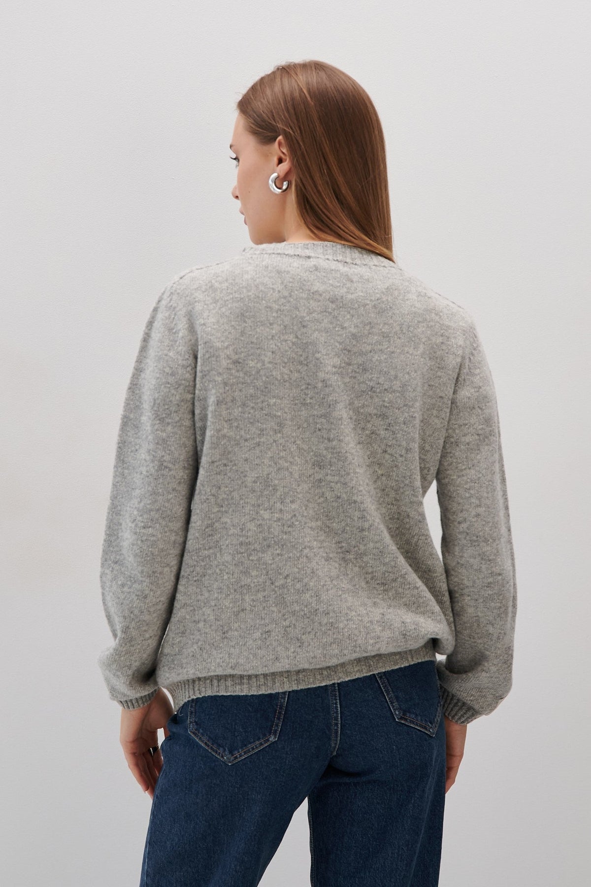Sweter z wełny merynos elegant flow szary
