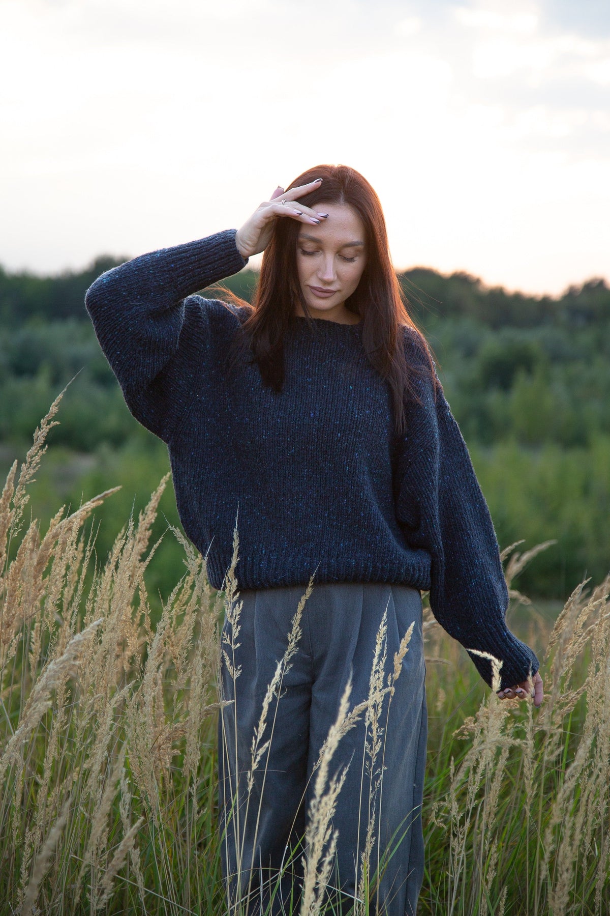 Sweter z wełny Midnight Sky granat granatowy