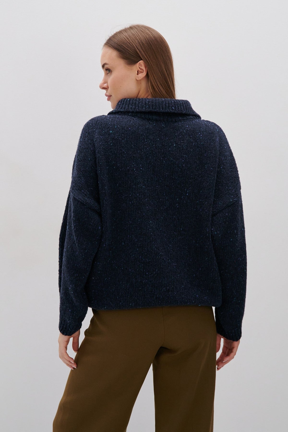 MIDNIGHT SKY COLLAR WOOL SWEATER, navy blue