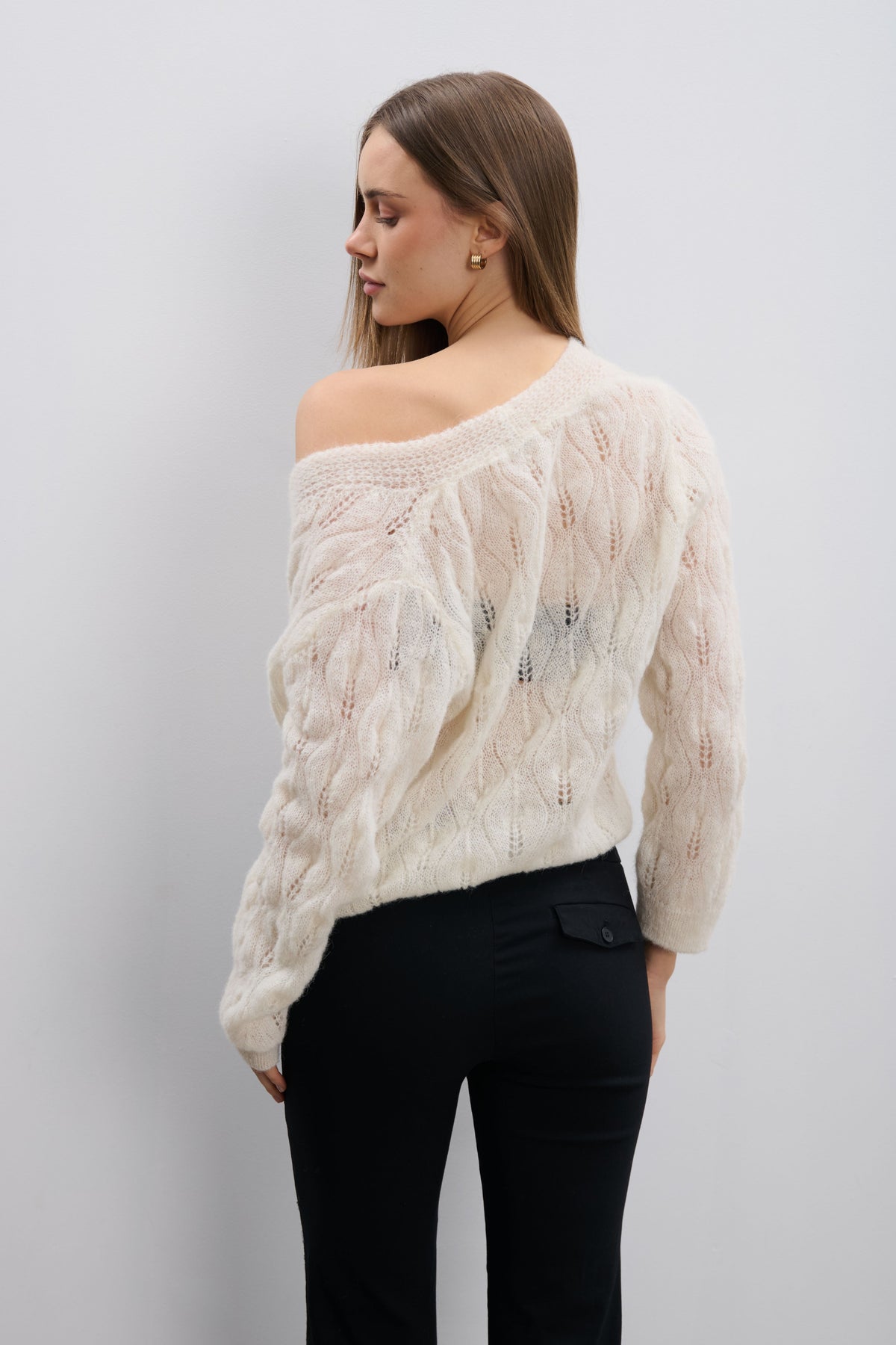 Delicate ecru alpaca wool mist cardigan