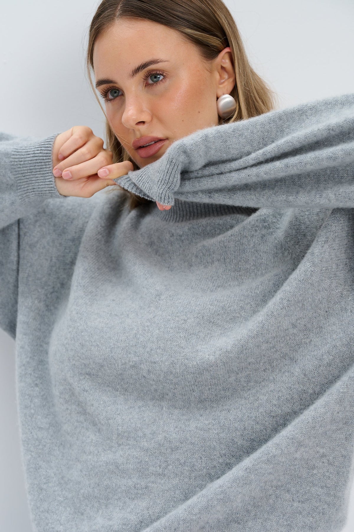 Cashmere Velvet Air Light Pink Cashmere Sweater