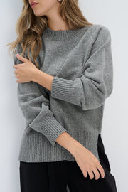 Sweter z wełny merynos Mellow szary