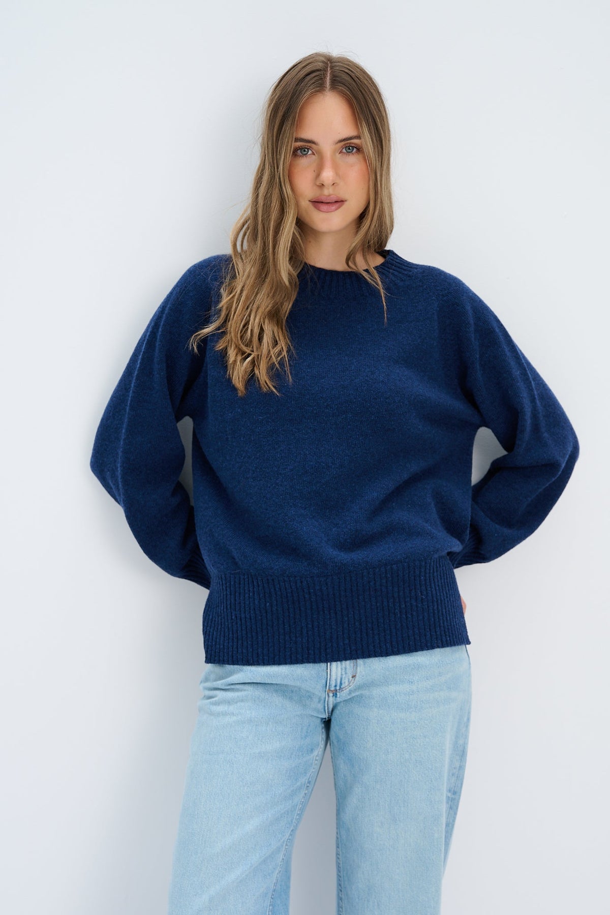 Merinos melow wool sweater navy