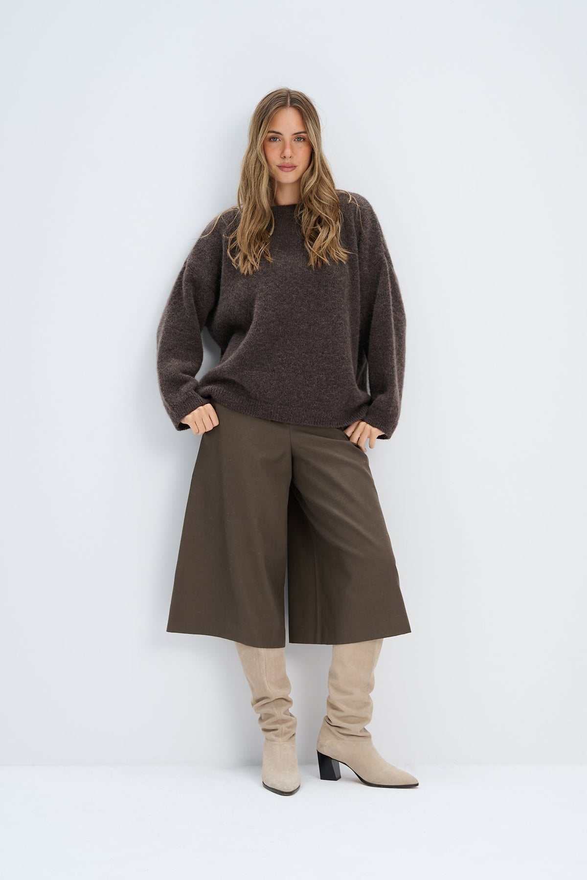 Avalon brown wool sweater