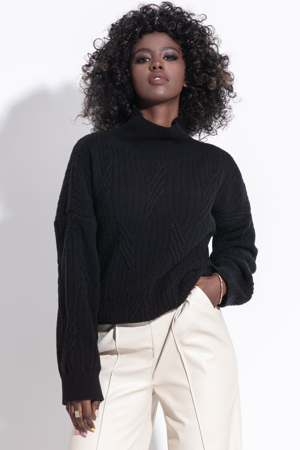 Wool classic golf sweater premium black