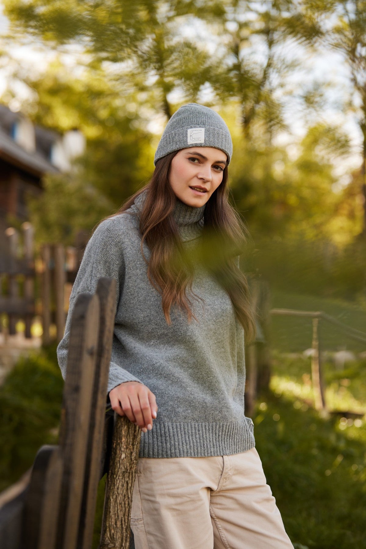 Gray wool loose turtleneck sweater