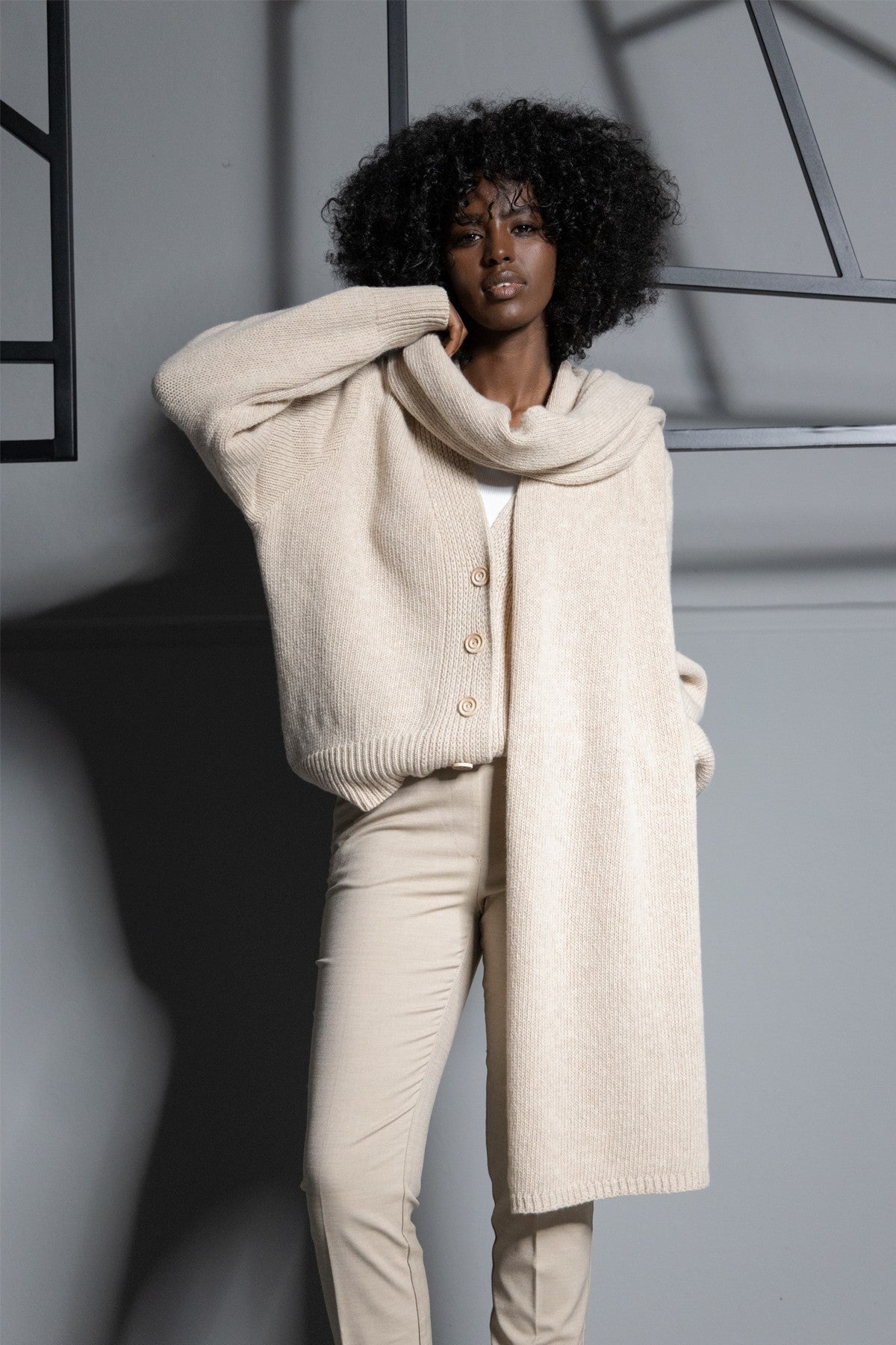 Beige woolen scarf
