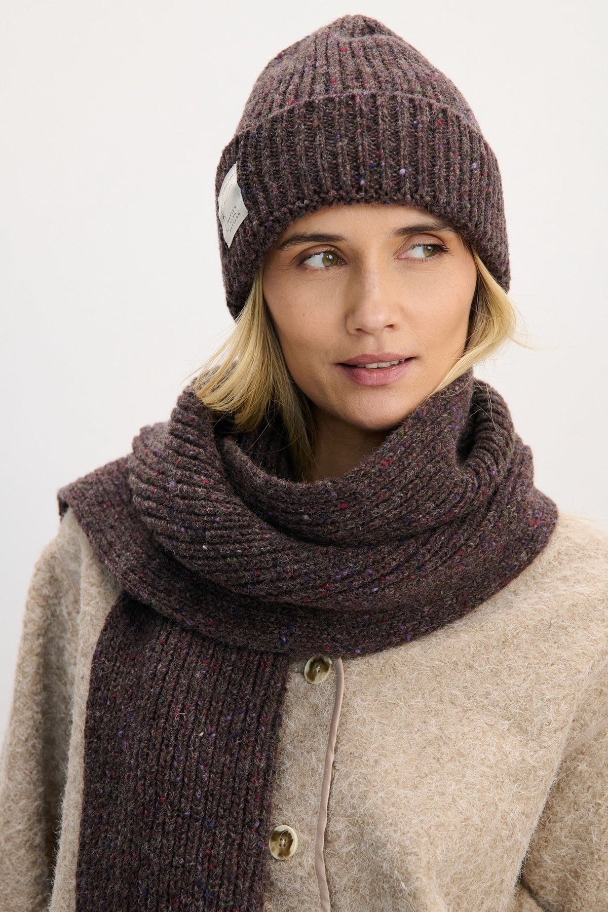 CINNAMON BARK woolen scarf, brown