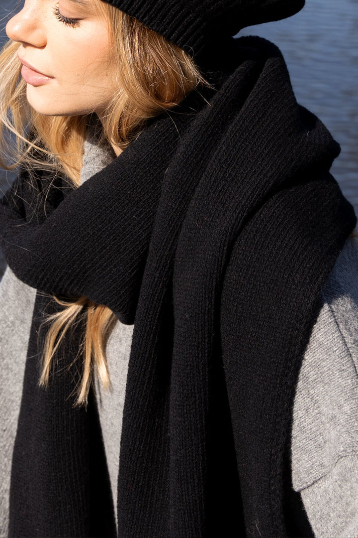 Wool black shawl