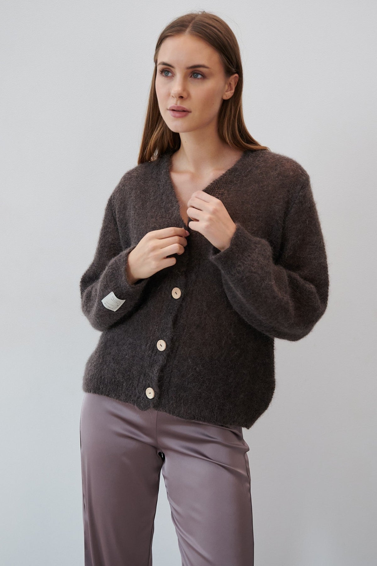 Brown button-up cardigan made of undyed alpaca wool